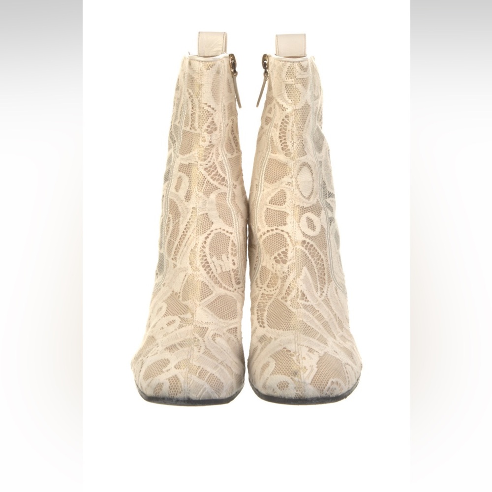 Chloe booties in good condition